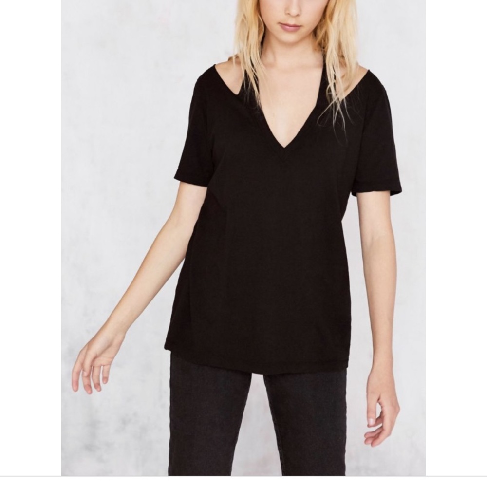 Black Truly Madly Deeply cut out shoulder shirt Size XS